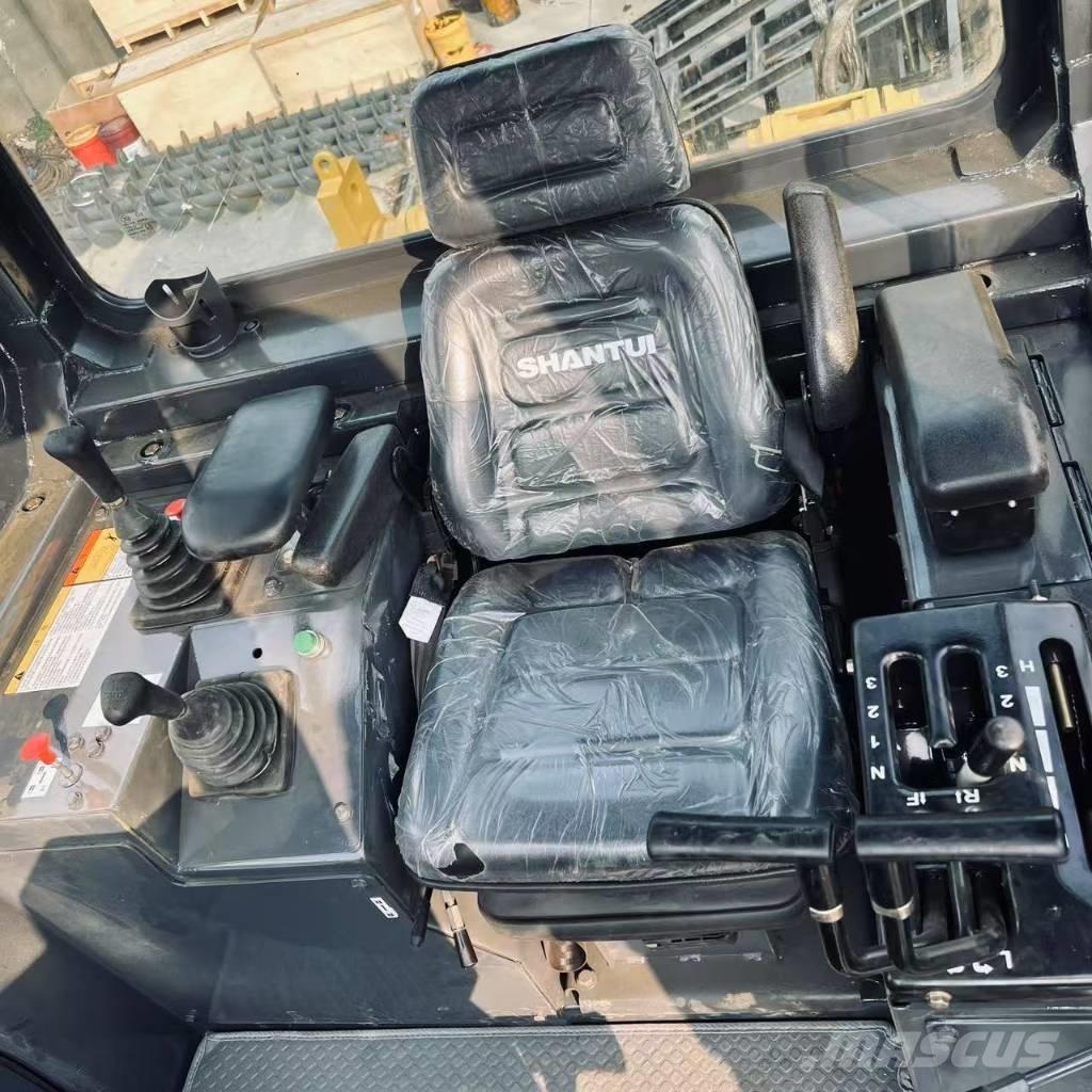 Shantui SD22L Crawler dozers