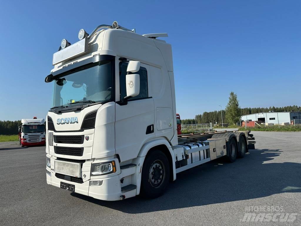 Scania R 580 Conventional Trucks / Tractor Trucks