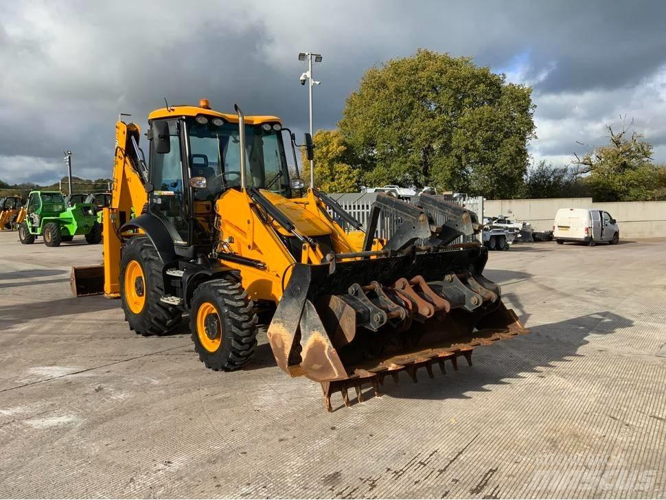 JCB 3CX Backhoe Loaders