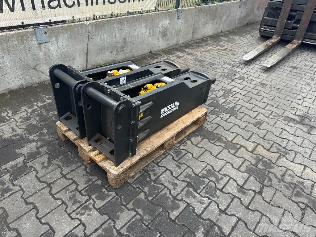 Mustang 550 Hammers / Breakers