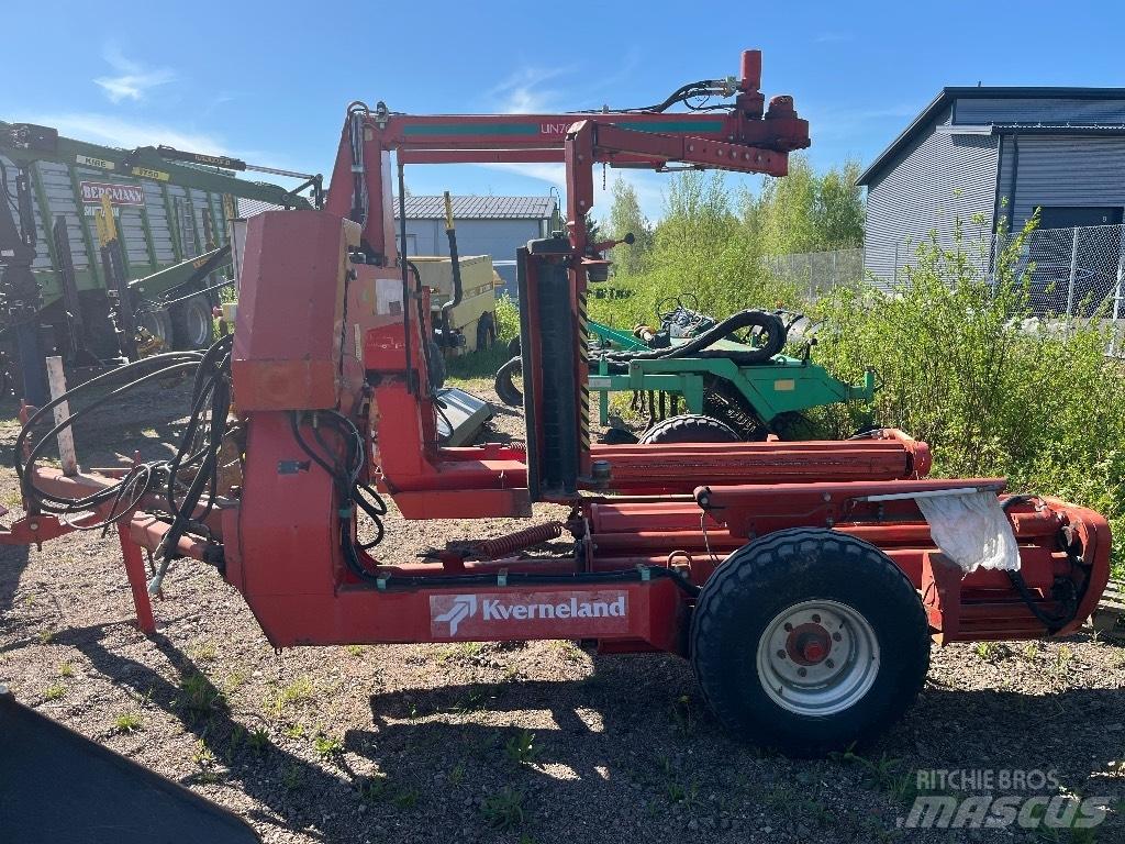Kverneland UN7655 Bale Wrappers