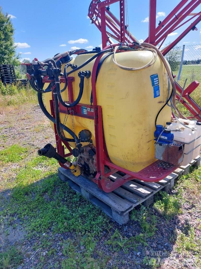 Hardi NK 800/12m Mounted sprayers