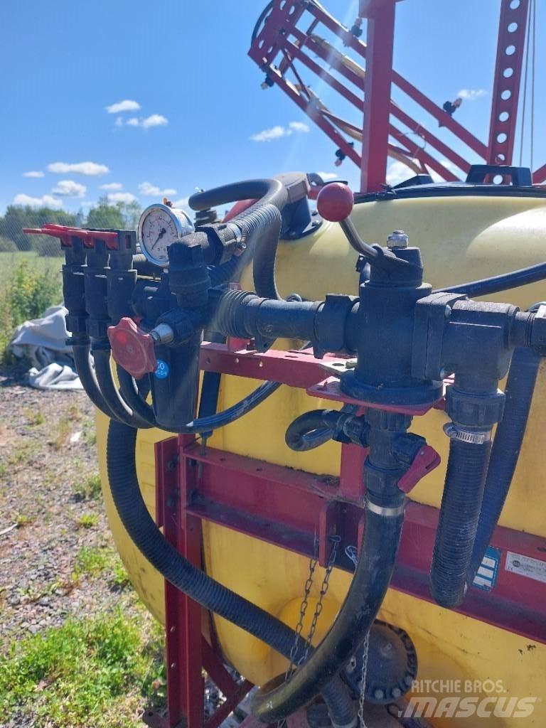 Hardi NK 800/12m Mounted sprayers