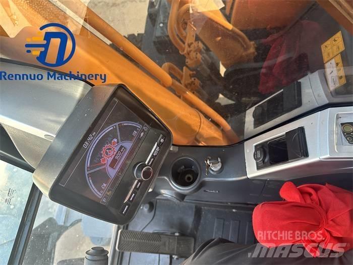 Hyundai 210W-9 Wheeled Excavators