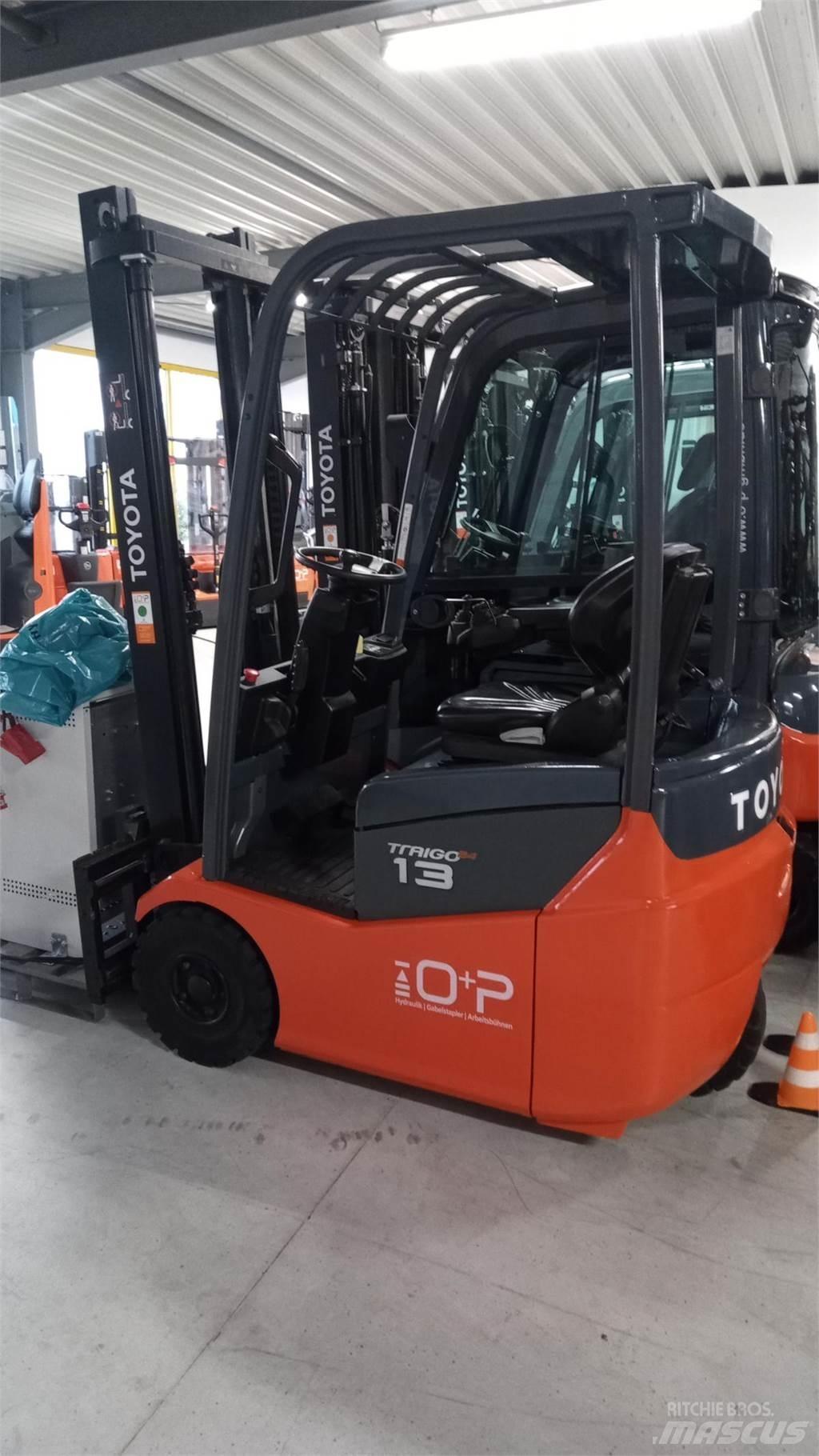 Toyota 7BEST13 Electric Forklifts