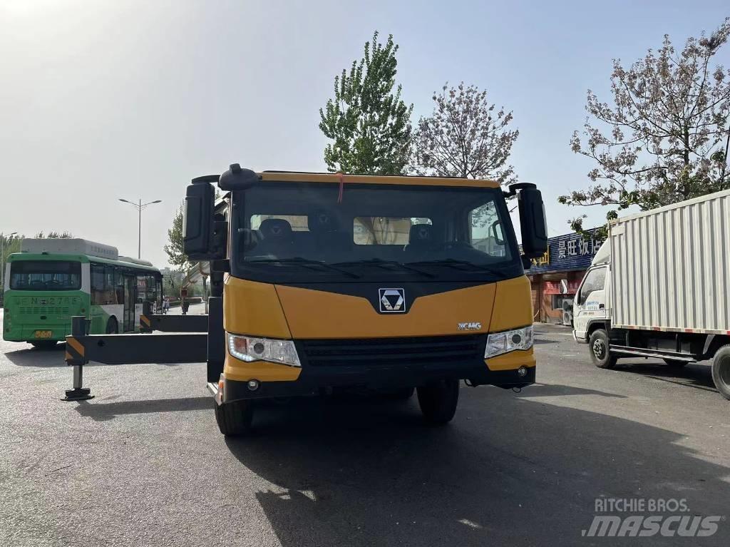 XCMG QY70KC Mobile and all terrain cranes