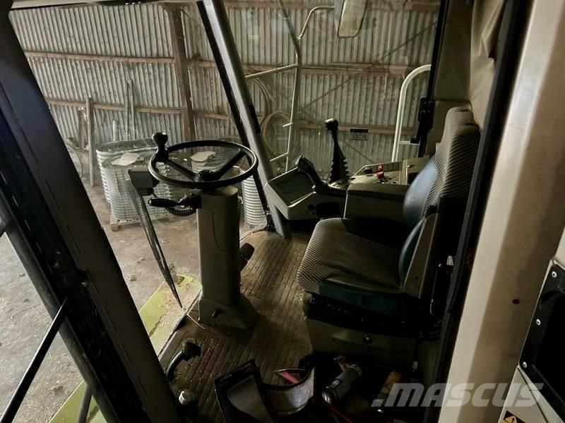 CLAAS Lexion 460 Combine Harvesters