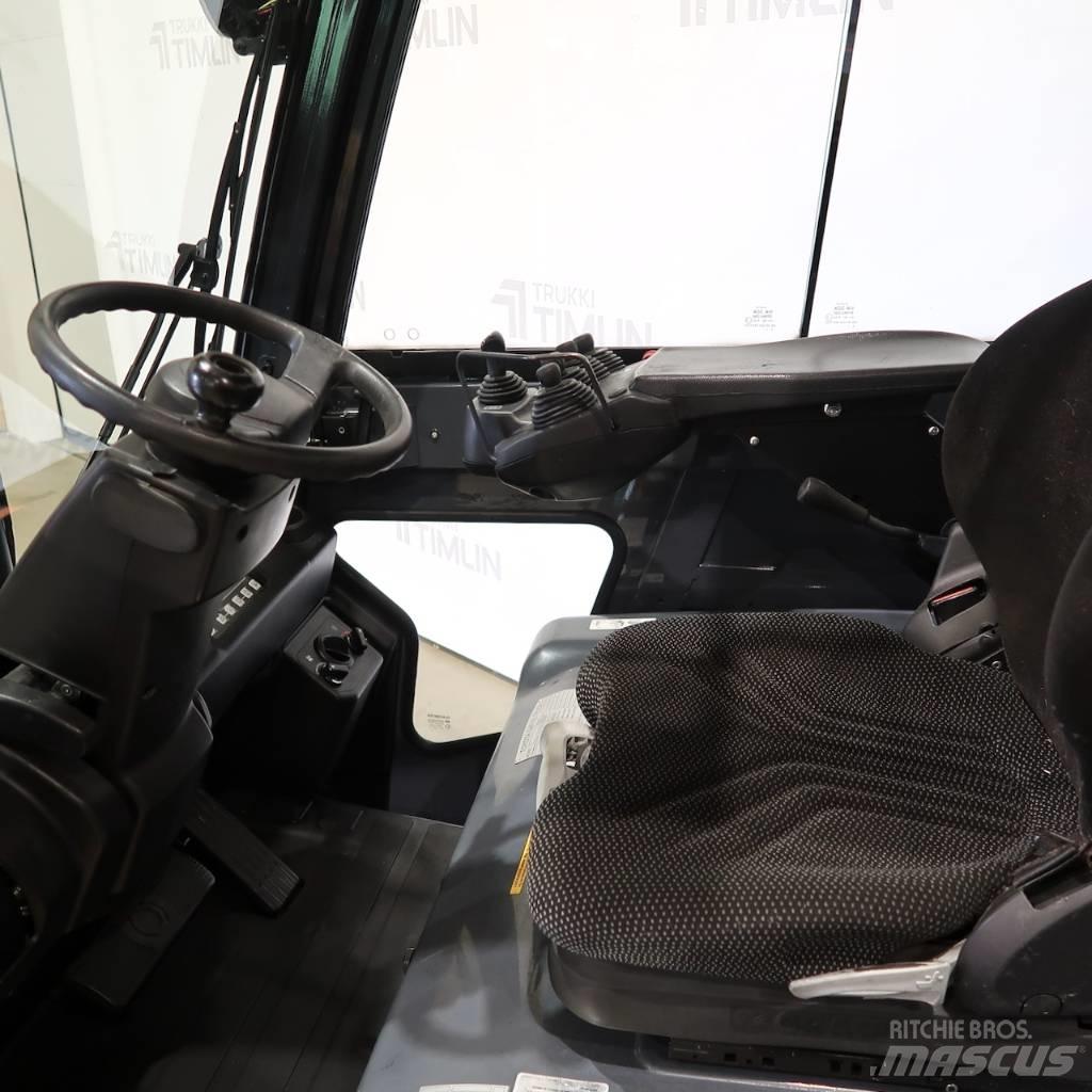 Toyota 8FBMT25 Electric Forklifts
