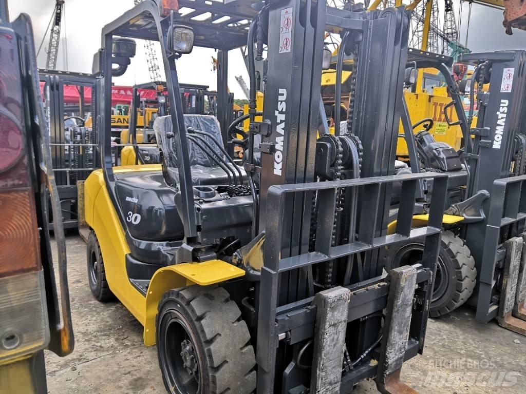 Komatsu 3 Ton Diesel Forklifts