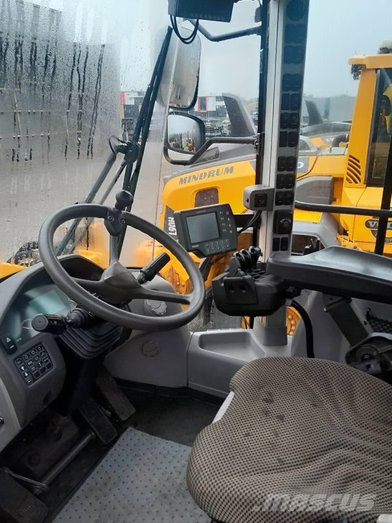 Volvo L120G Wheel Loaders