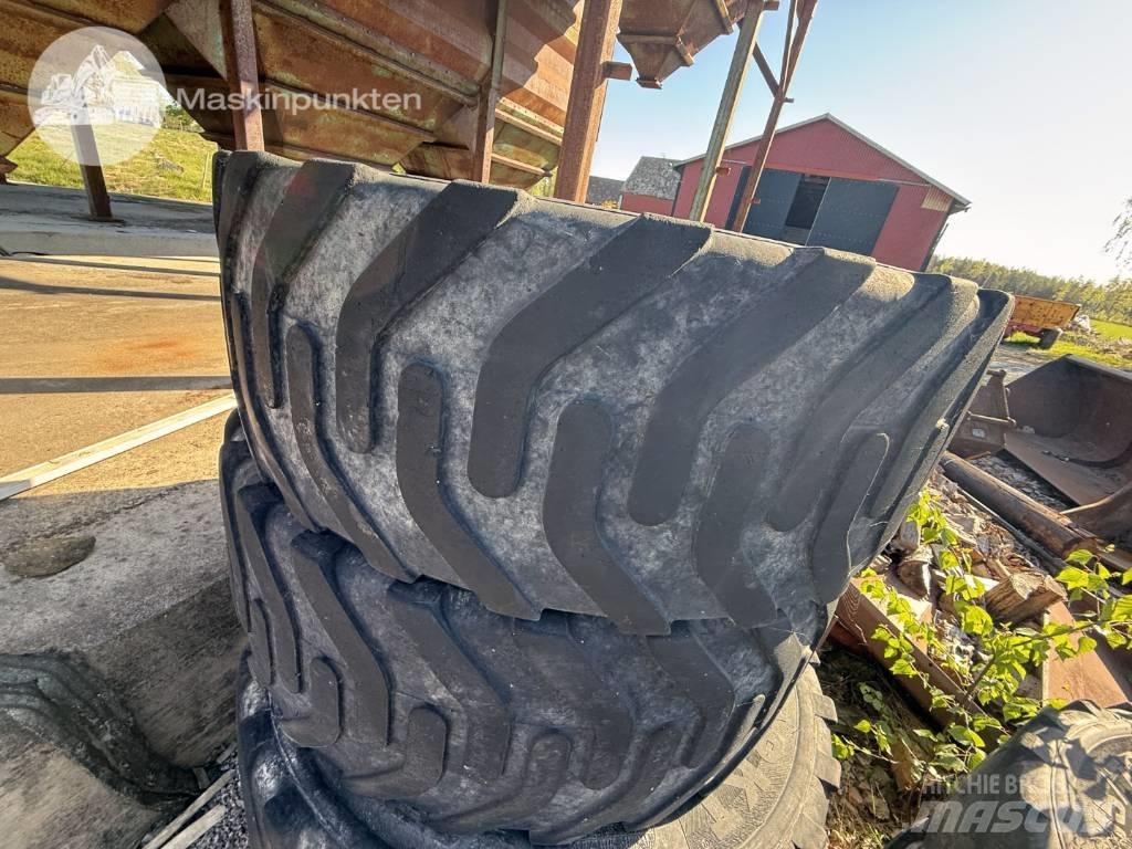 Komatsu PW 148-10 Wheeled Excavators