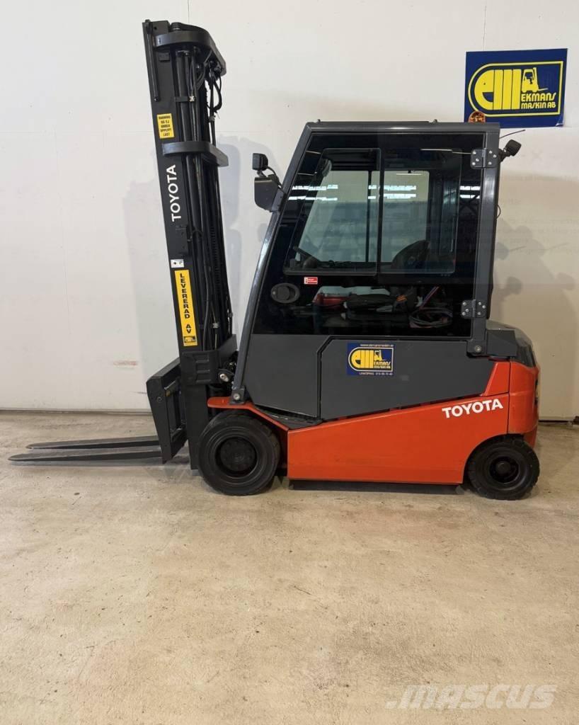 Toyota truck 8FBMT35 Electric forklift trucks
