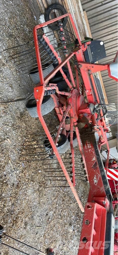Kuhn GA 6632 Swathers \ Windrowers