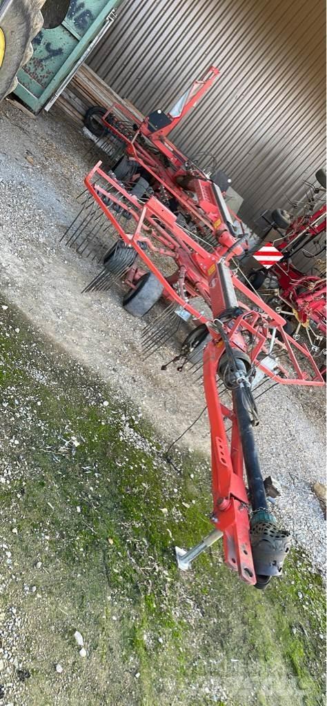 Kuhn GA 6632 Swathers \ Windrowers