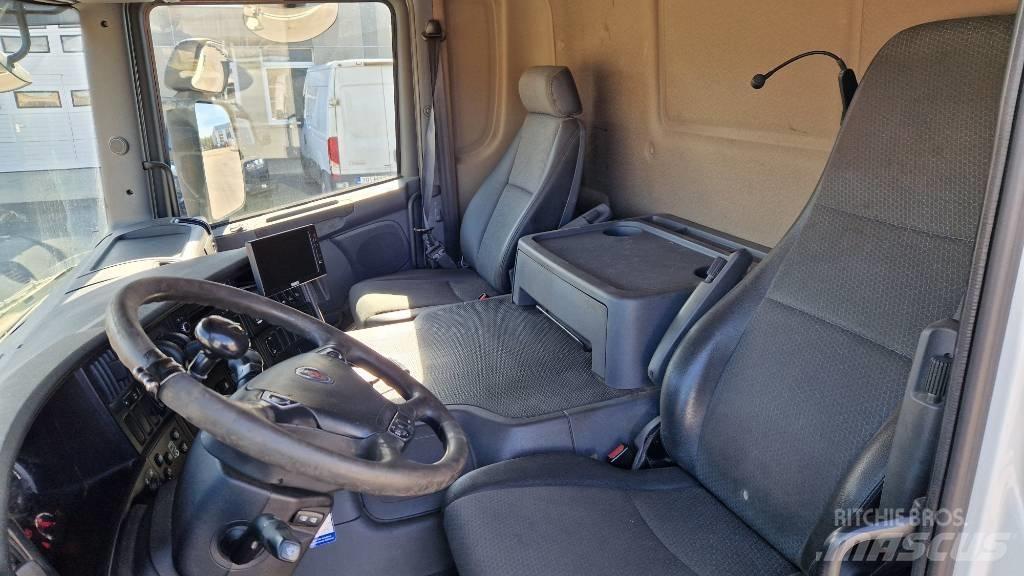 Scania P410 6X2 Hook lift trucks