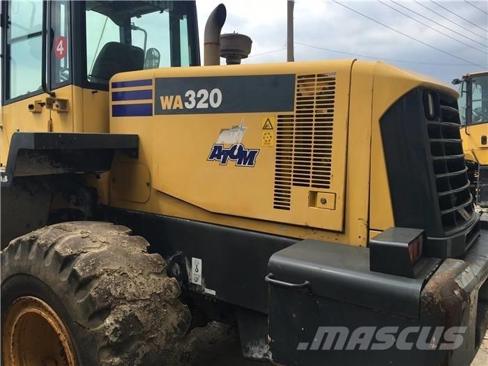 Komatsu WA 320-3 Wheel Loaders