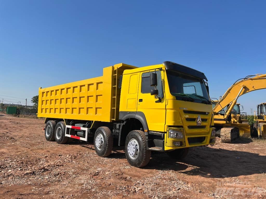 CAT 371hp Dump Trucks