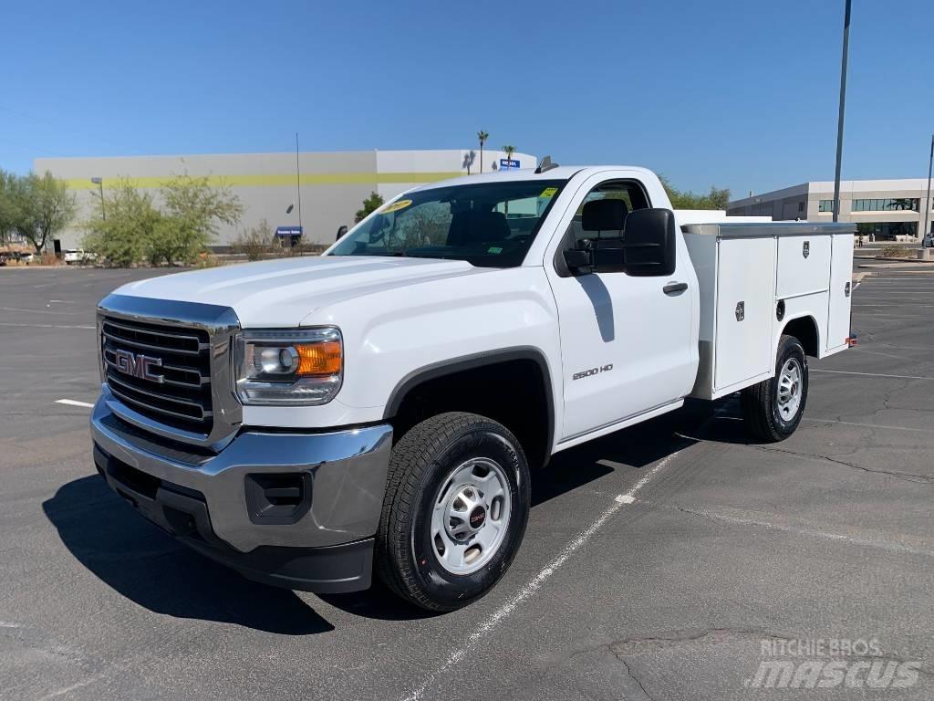 GMC Sierra 2500 HD Pickup Trucks