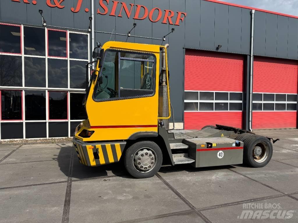 Terberg YT222 Shunt Trucks