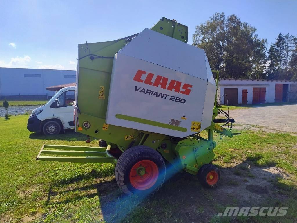 CLAAS Variant 280 Round Balers