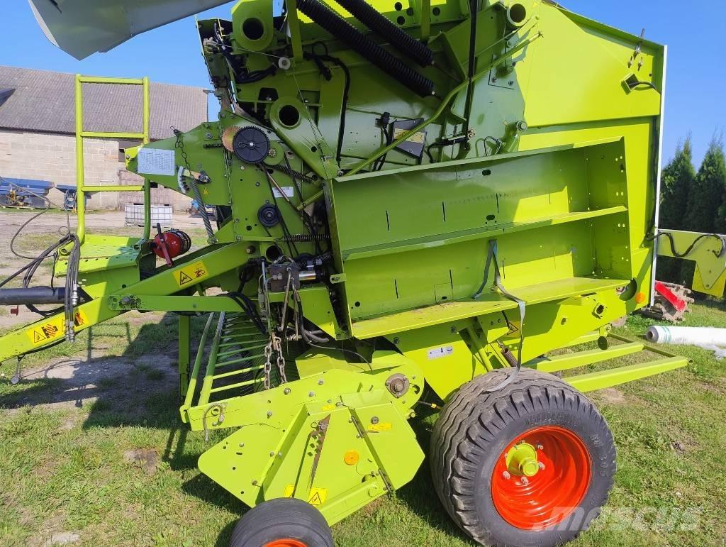 CLAAS Variant 280 Round Balers