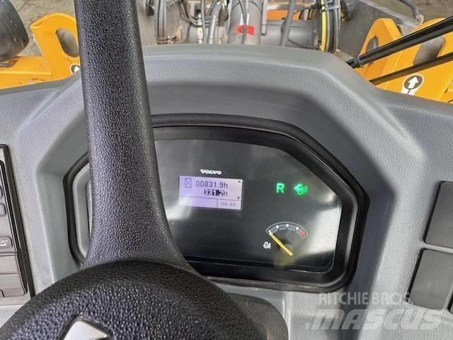 Volvo L 30 G Wheel Loaders