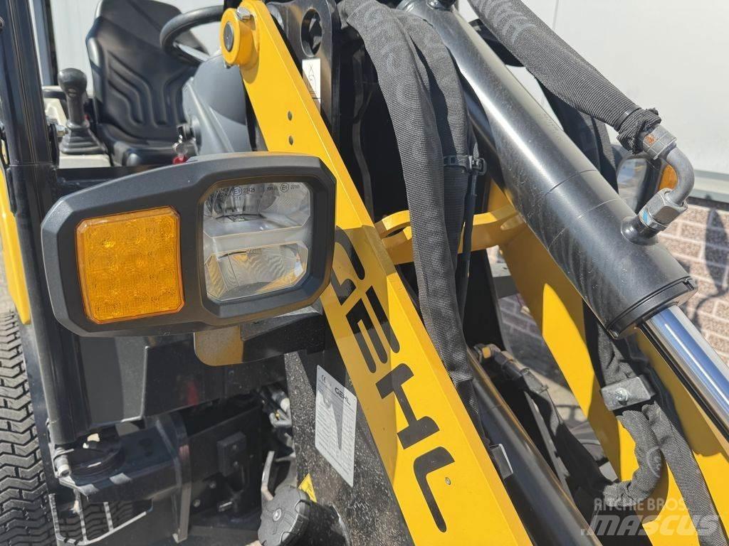 Gehl AL230 Wheel Loaders