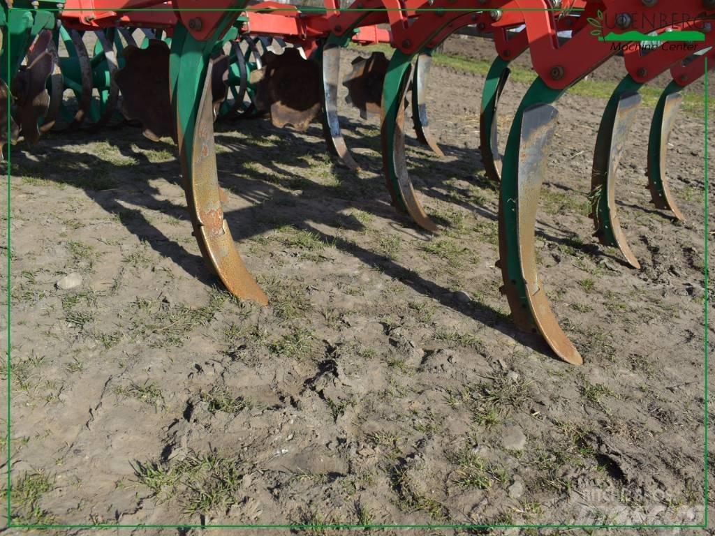 Agromasz Runner 30 Plows