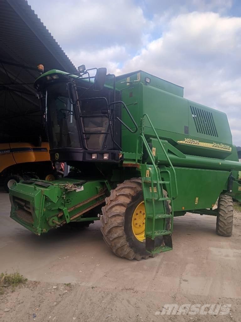 John Deere 1170 1170 Combine Harvesters