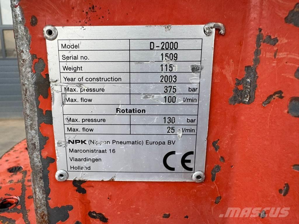 NPK D-2000 Grapples