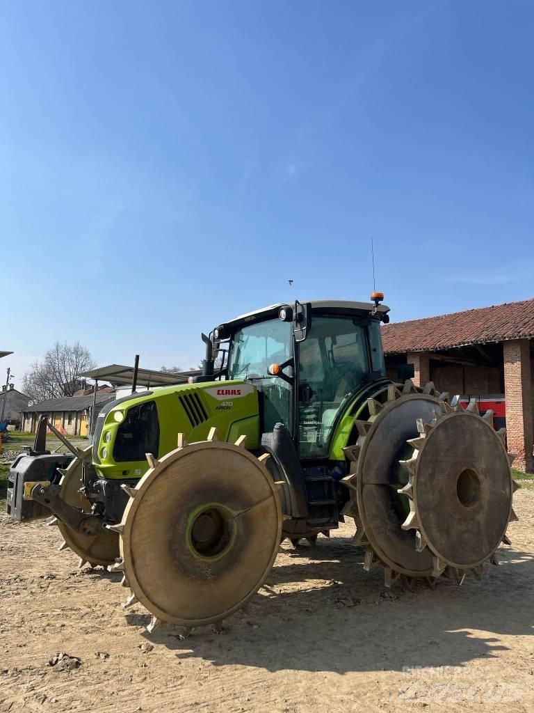 CLAAS ARION 470 Tractors