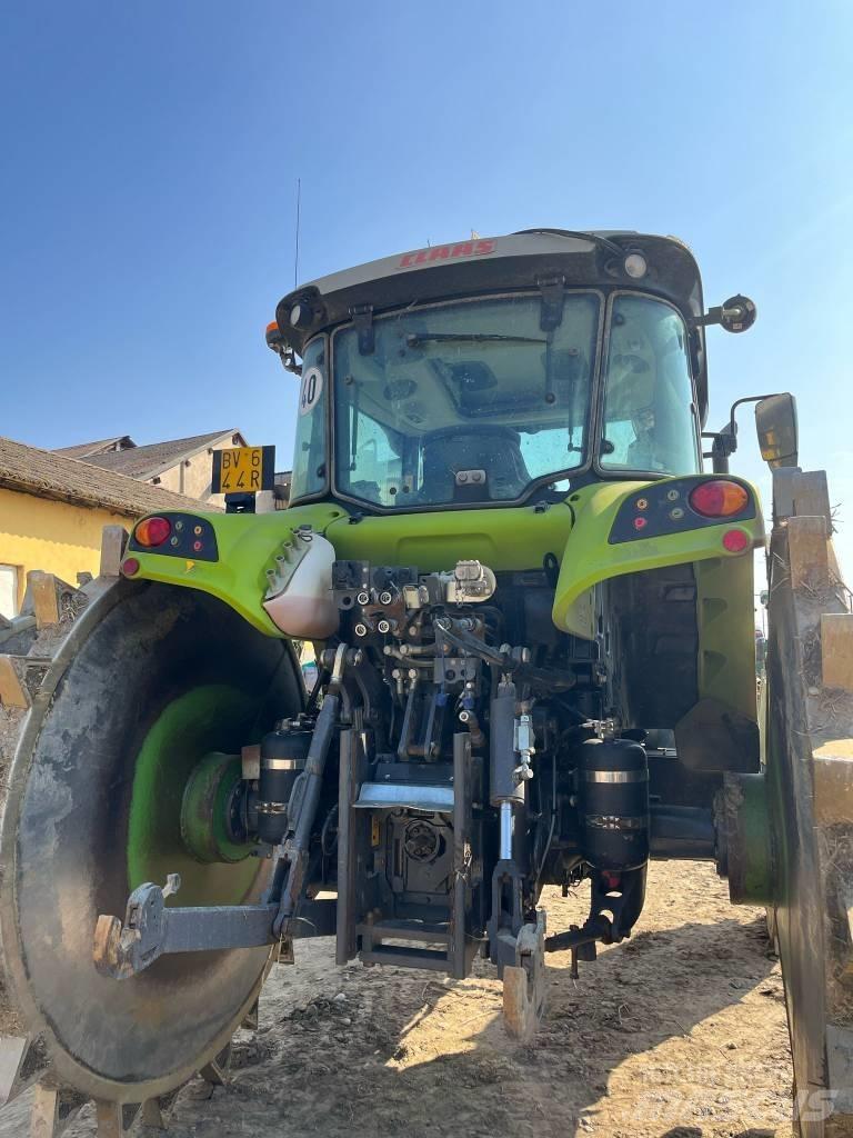 CLAAS ARION 470 Tractors