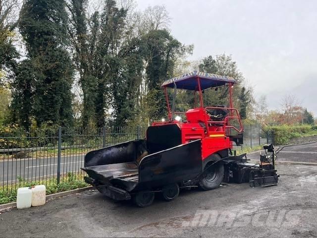 Marini MF 331 Asphalt pavers
