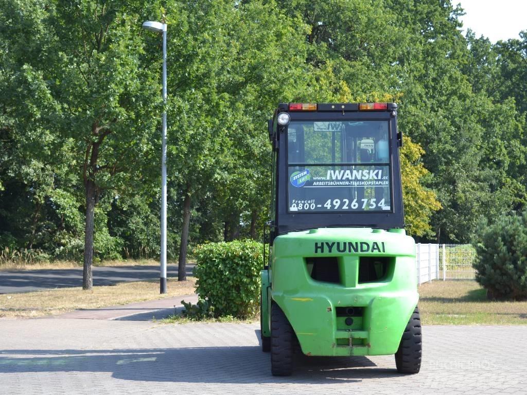 Hyundai 30 D-7 Diesel Forklifts