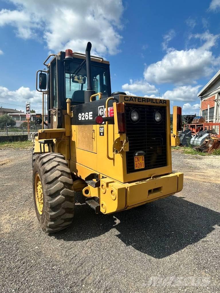 CAT 926 Wheel Loaders