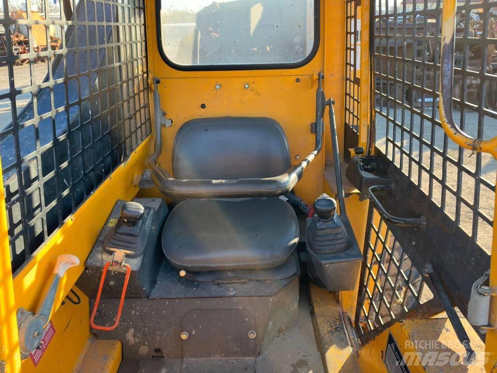 JCB 165 Skid Steer Loaders