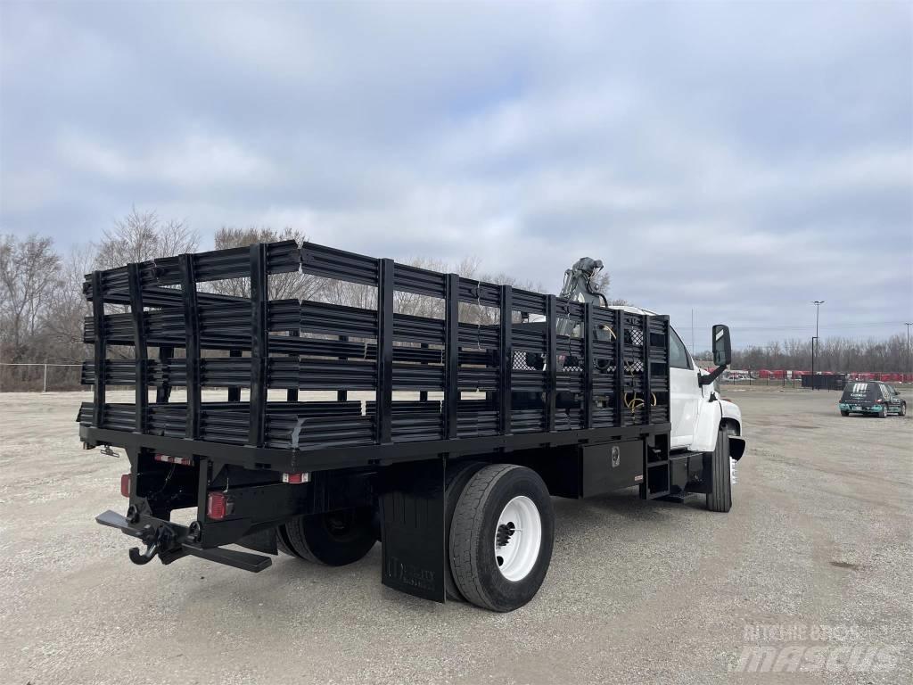 GMC T 7500 Boom / Crane / Bucket Trucks