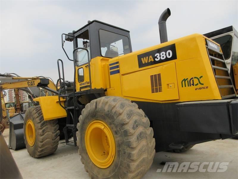 Komatsu WA 380-3 Wheel Loaders