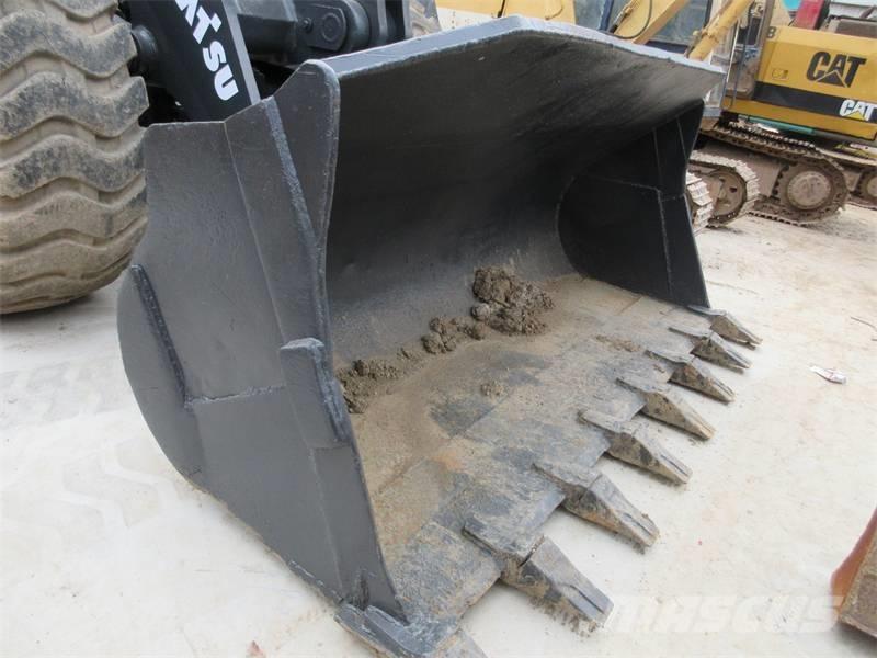Komatsu WA 380-3 Wheel Loaders