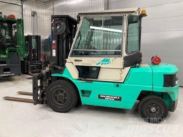 Mitsubishi FD40 Diesel Forklifts