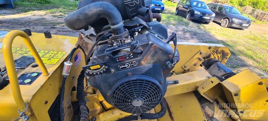 Vermeer SC252 Grinders