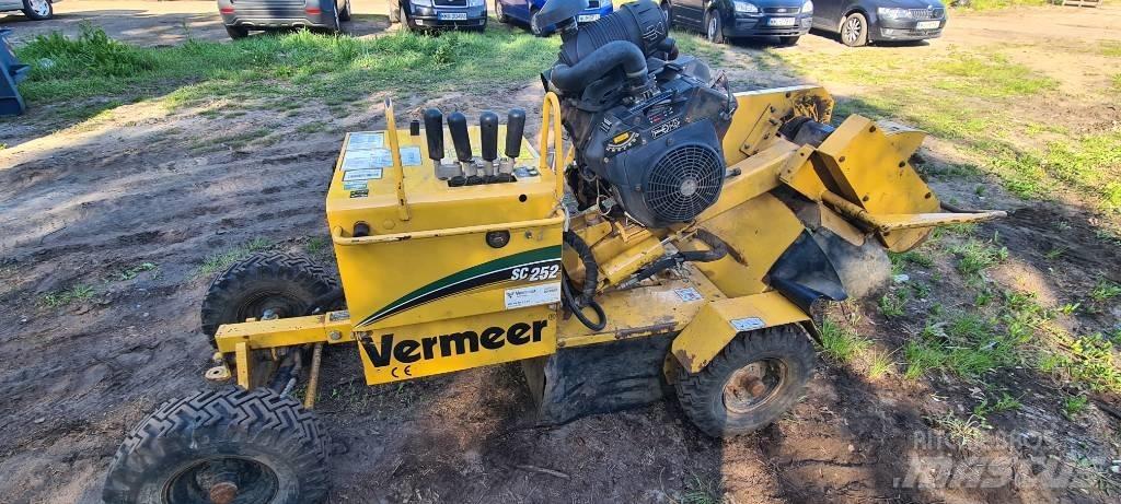 Vermeer SC252 Grinders