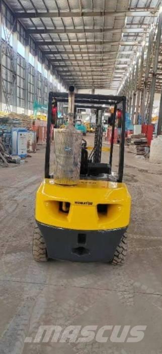 Komatsu FD 30 T-14 Diesel Forklifts
