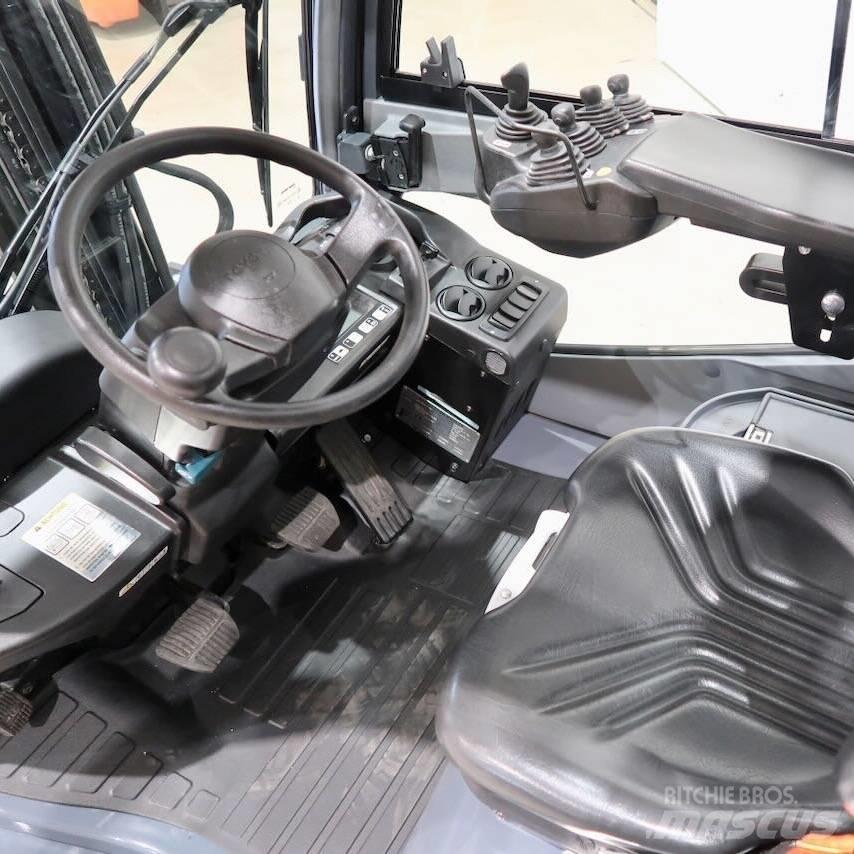 Toyota 52-8FDJF35 Diesel Forklifts