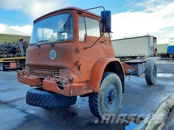 Bedford MJP2 4X4 Cab & Chassis Trucks
