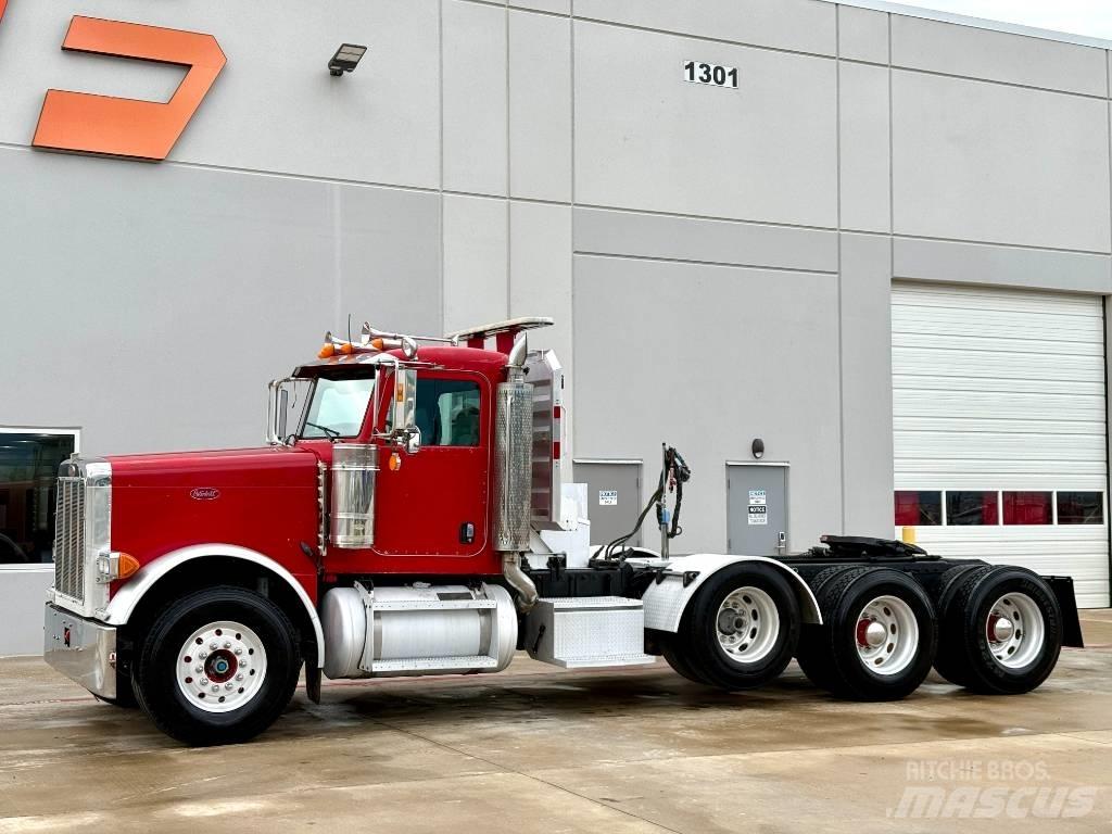 Peterbilt 379 Conventional Trucks / Tractor Trucks