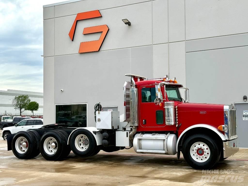 Peterbilt 379 Conventional Trucks / Tractor Trucks