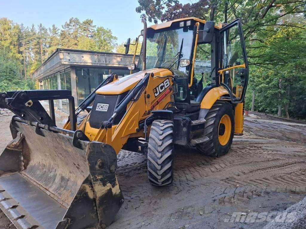 JCB 3CX PLUS Backhoe Loaders