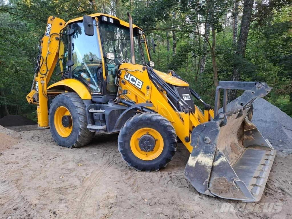 JCB 3CX PLUS Backhoe Loaders