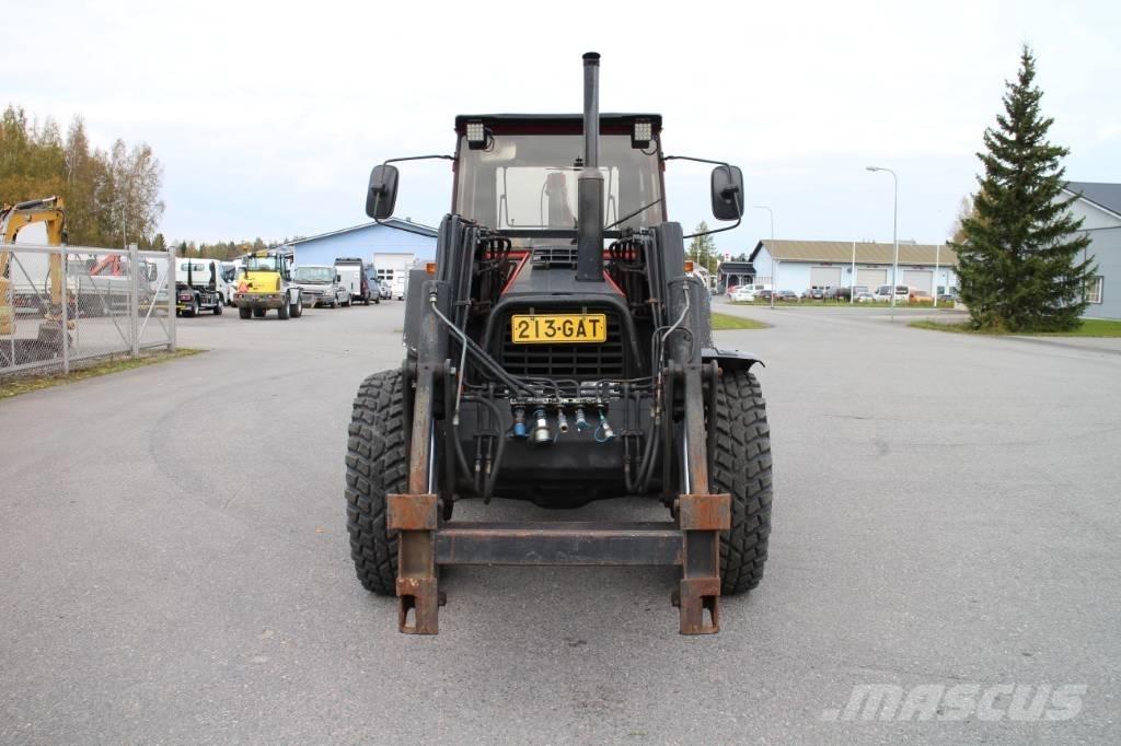 Valmet 815 Tractors